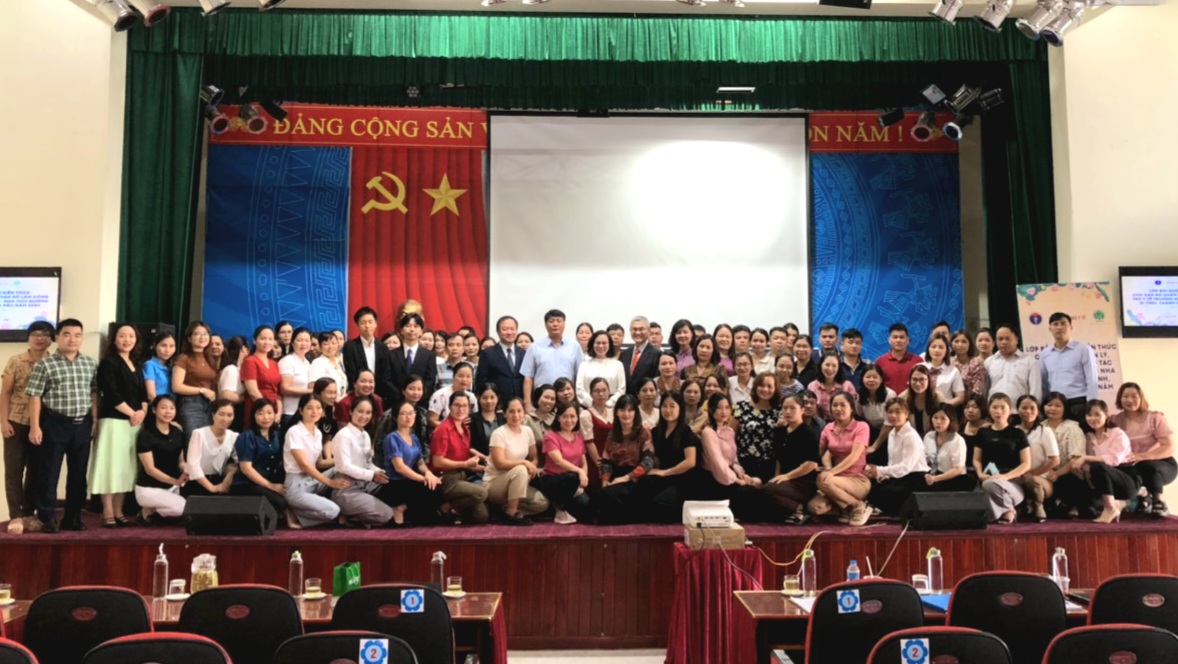 LỚP BỒI DƯỠNG KIẾN THỨC CHO CÁN BỘ QUẢN LÝ VÀ CÁN BỘ LÀM CÔNG TÁC Y TẾ TRƯỜNG HỌC - NHA HỌC ĐƯỜNG 31 TỈNH, THÀNH PHÍA BẮC NĂM 2023